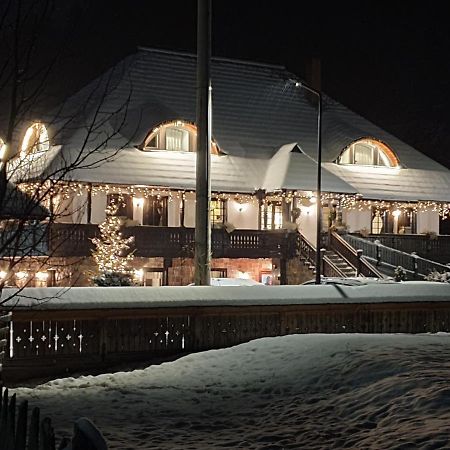 Pensiunea La Moara Hotel Fundu Moldovei Exterior foto