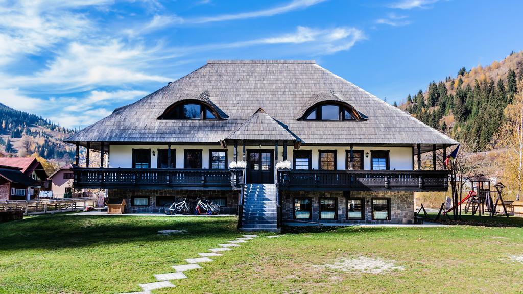 Pensiunea La Moara Hotel Fundu Moldovei Exterior foto