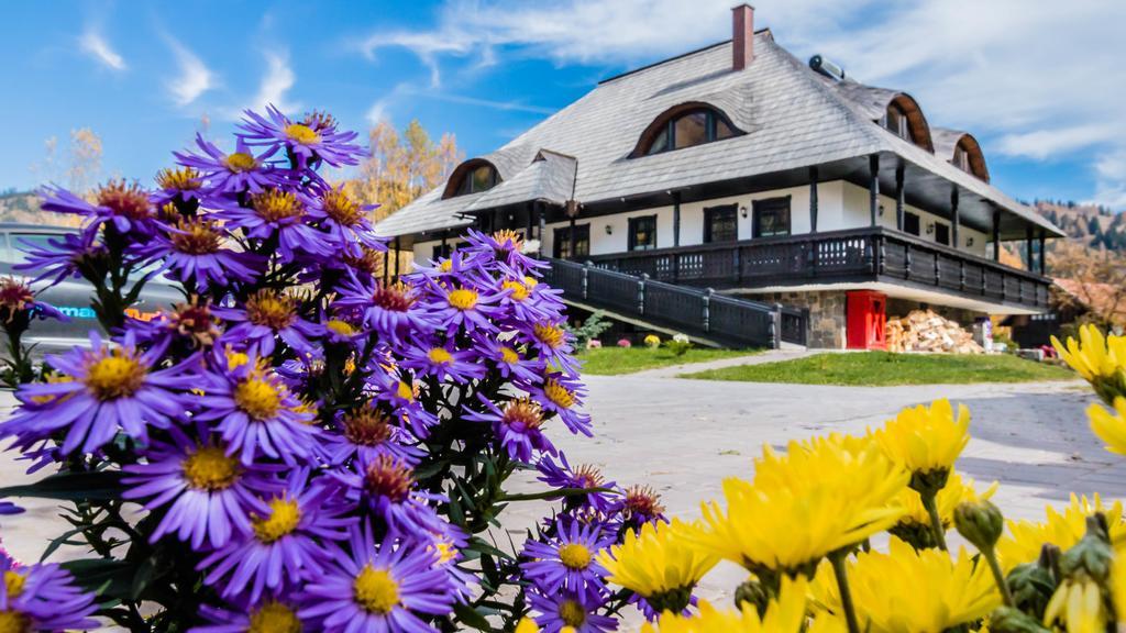 Pensiunea La Moara Hotel Fundu Moldovei Exterior foto