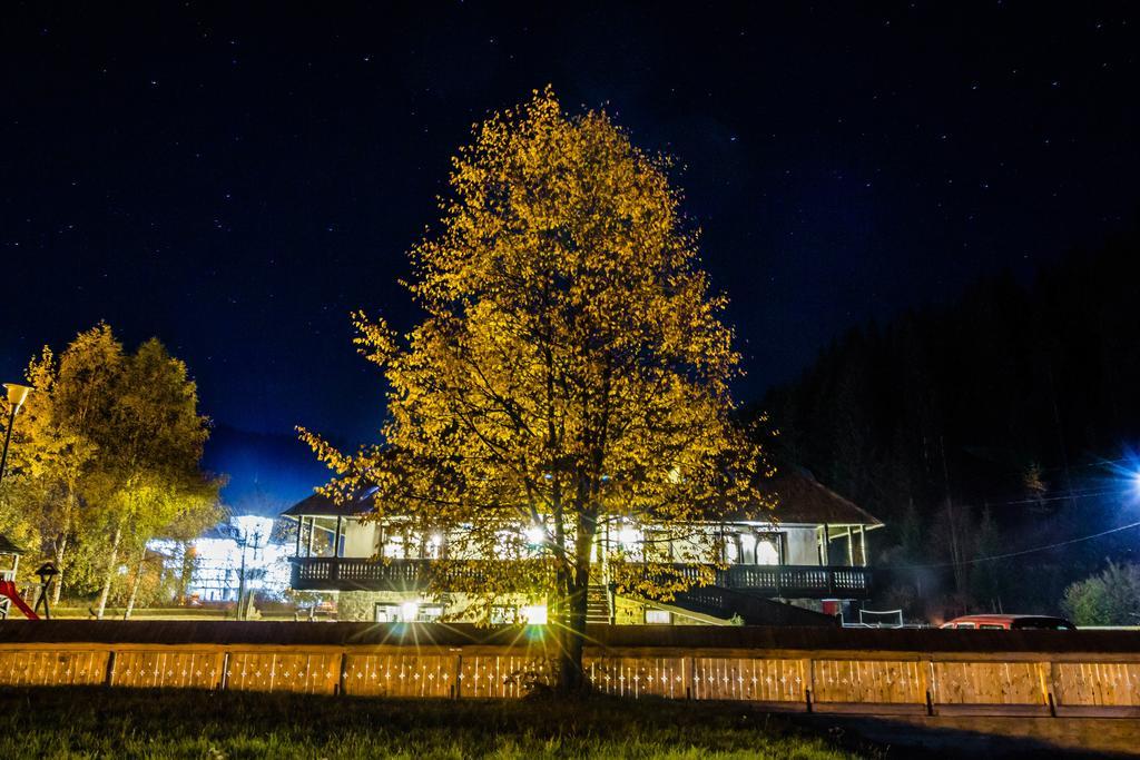 Pensiunea La Moara Hotel Fundu Moldovei Exterior foto